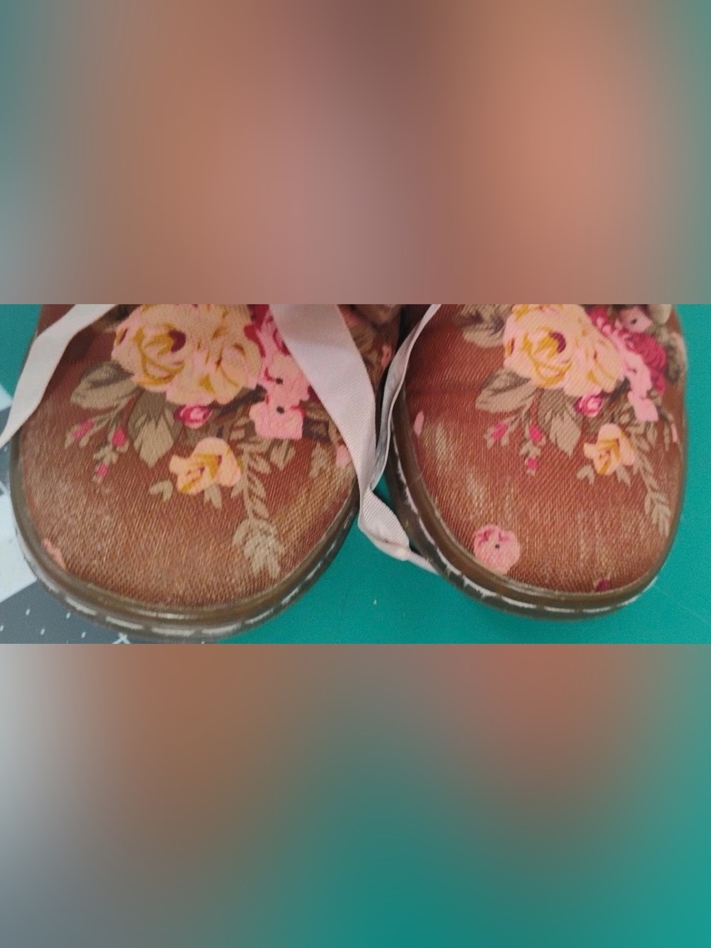 Dr Martens Floral Canvas Boots Brown Roses Lace Up Youth US 7 EU 38 - Picture 13 of 15